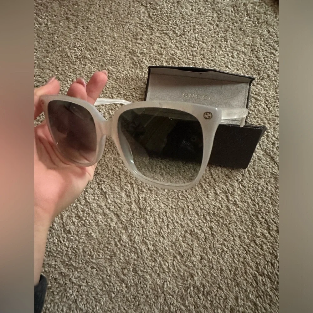 Gucci White Marble Sunglasses - Picture 3 of 14